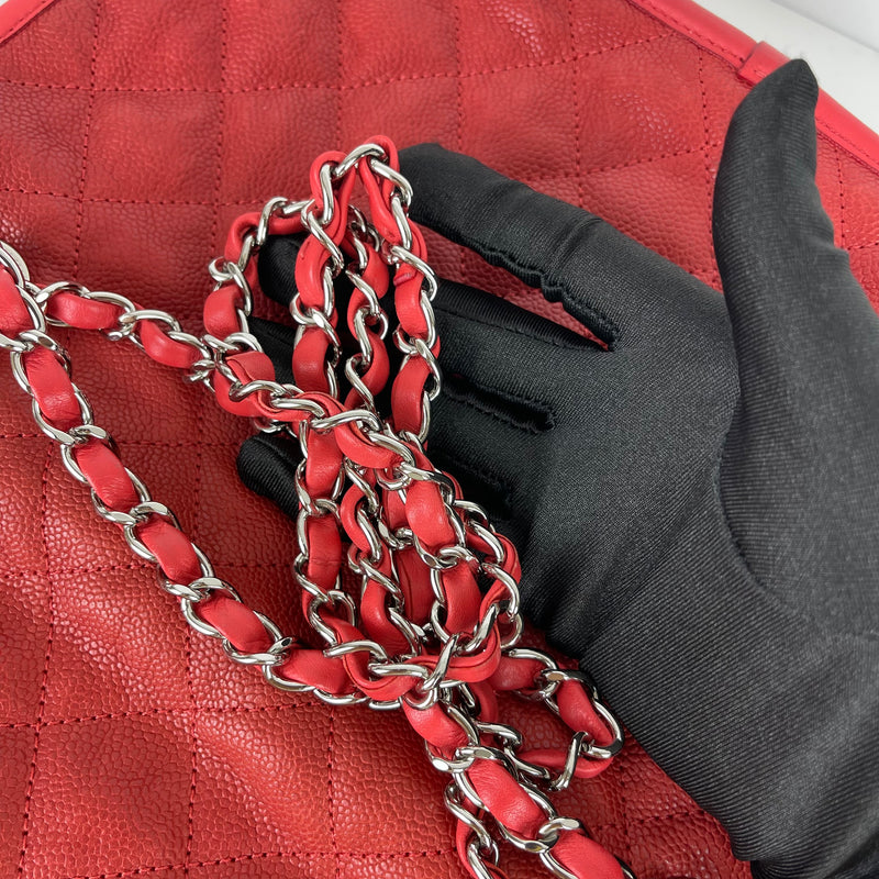 French Riviera Flap Caviar Red SHW