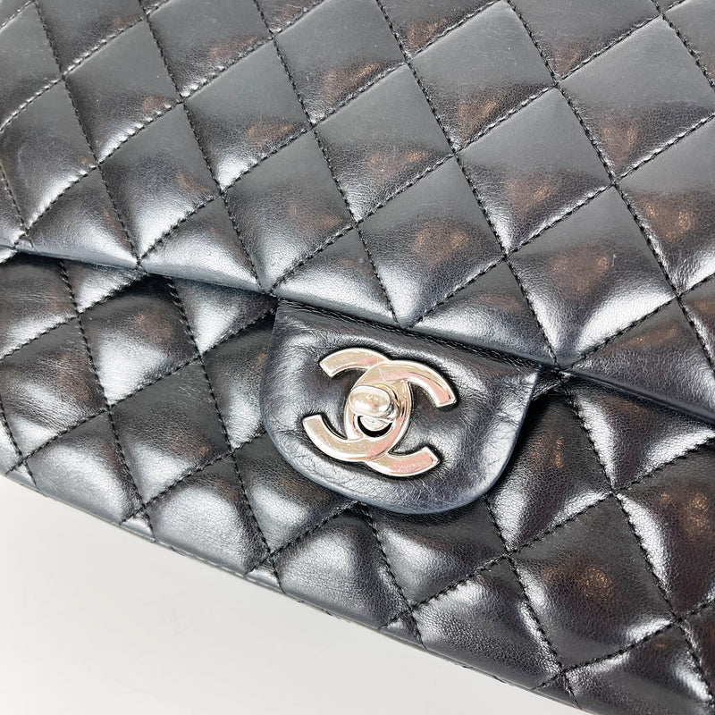 Classic Flap Medium Lambskin Black SHW