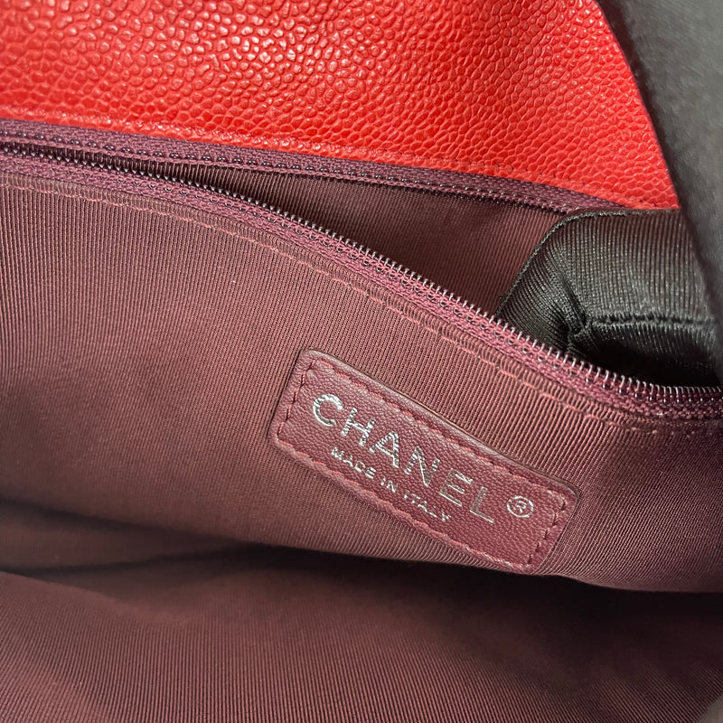 French Riviera Flap Caviar Red SHW