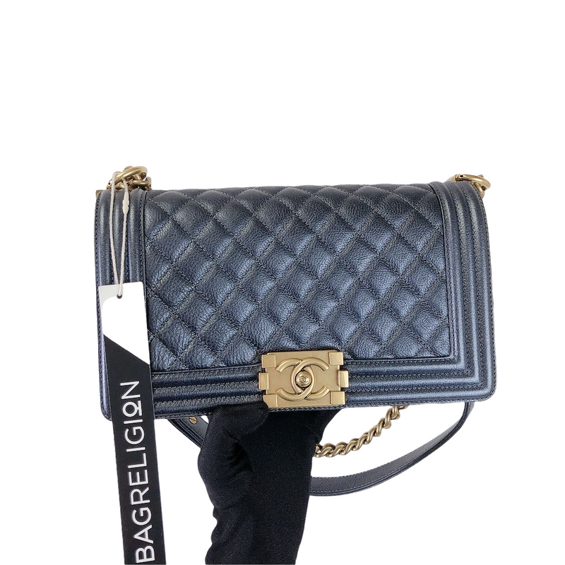 Boy Medium Calfskin Pearl Charcoal GHW