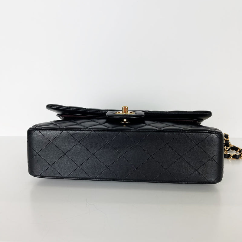 Classic Flap Medium Lambskin Black GHW
