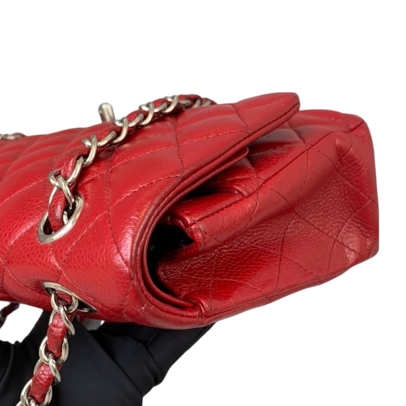 Classic Flap Caviar Medium Red SHW