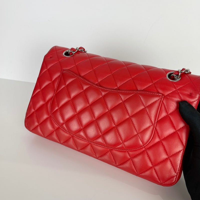 Classic Flap Medium Lambskin Red SHW