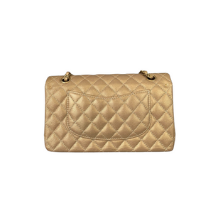 Classic Medium Flap Caviar Gold GHW