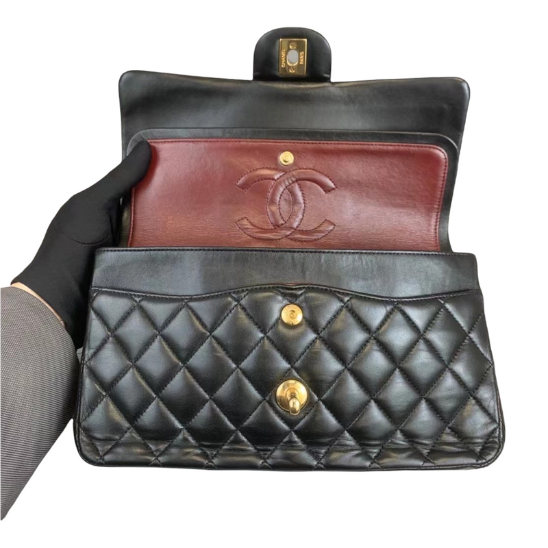 Classic Flap Black Medium Lambskin GHW