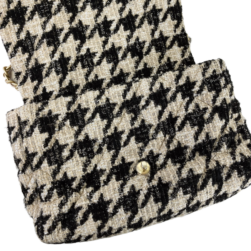 Maxi Chanel 19 Houndstooth Tweed 19K Beige Black