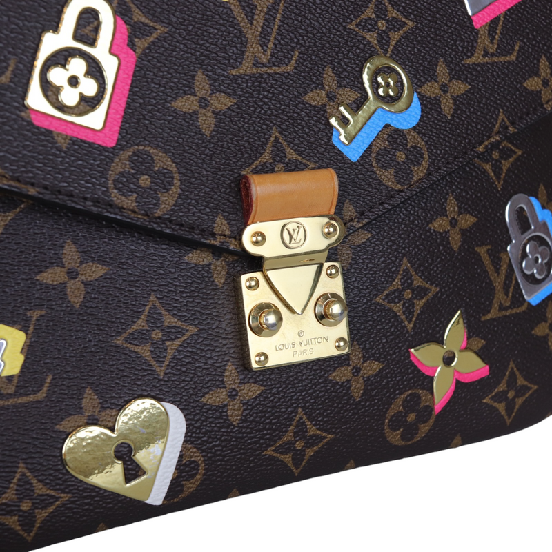 Louis Vuitton Pochette Metis Monogram Summer Trunk Collection Brown/Pink in  Coated Canvas with Gold-tone - US