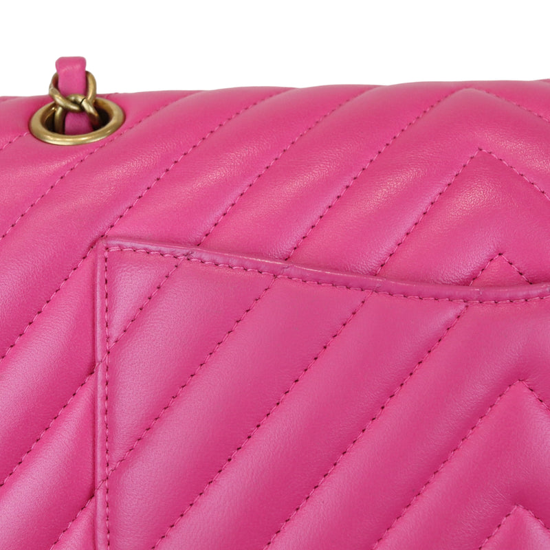 Classic Chevron Flap Medium Lambskin Pink GHW