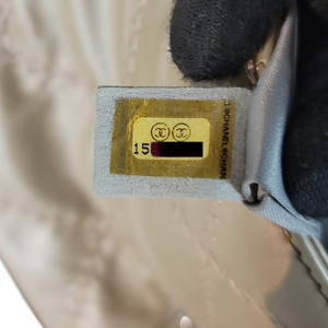Seasonal Flap Calfskin Gold SHW