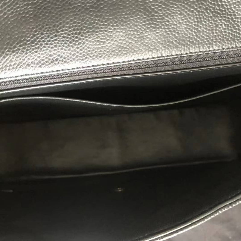 Single Flap Classic Jumbo in Black Caviar with GHW