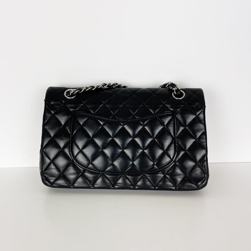 Classic Flap Medium Lambskin Black SHW