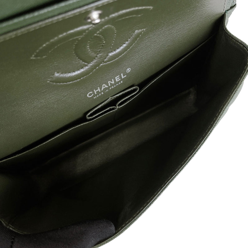 Medium Classic Double Flap Caviar Green SHW