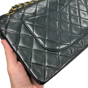 Vintage Classic Flap Medium Lambskin Black GHW