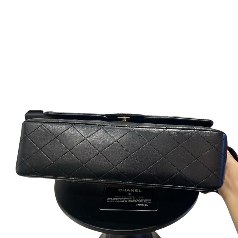 Vintage Classic Double Flap Lambskin Medium Black GHW