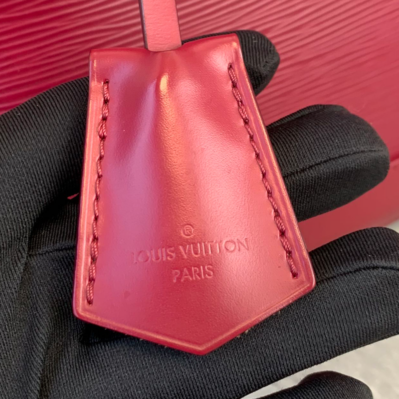 Alma leather handbag Louis Vuitton Burgundy in Leather - 36550154