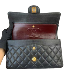 Medium Classic Flap Caviar Black GHW