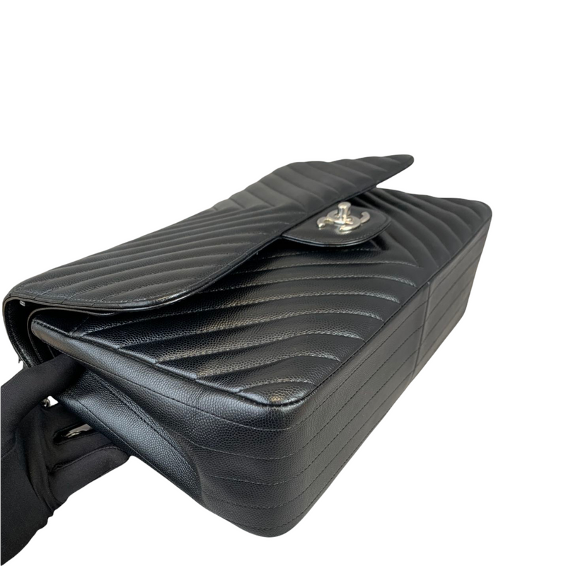 Classic Flap Jumbo Caviar Black Chevron SHW