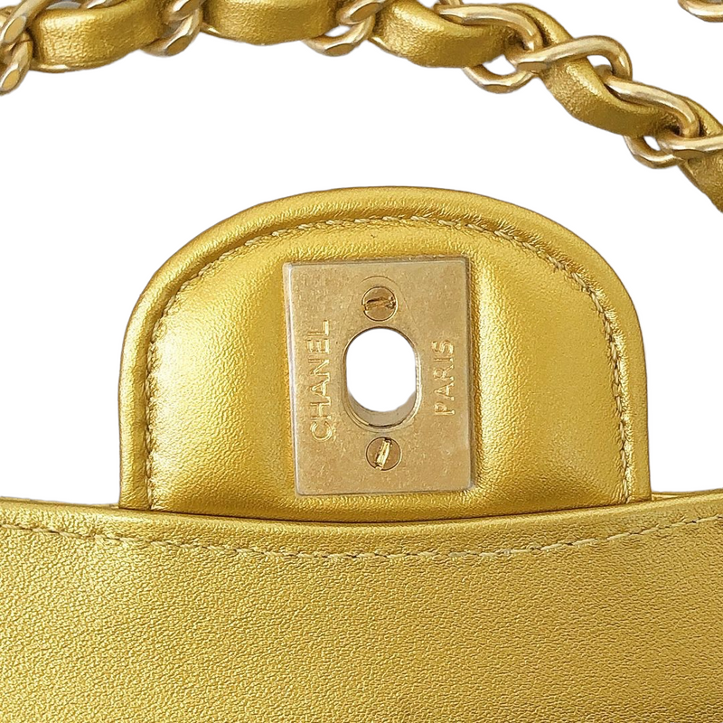 Embossed Calfskin Medium Classic Gold GHW