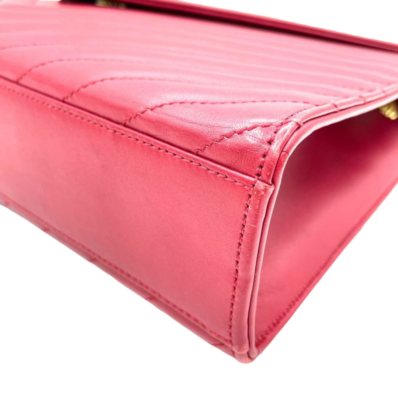 Envelope Large in Chevron Leather Red GHW
