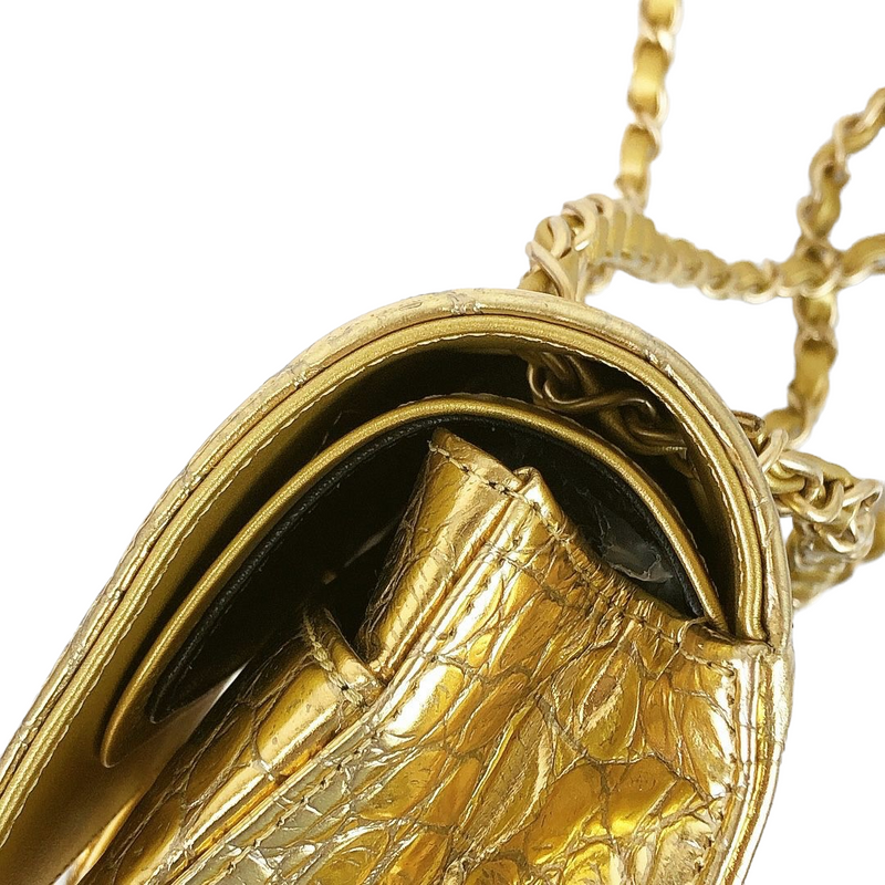 Embossed Calfskin Medium Classic Gold GHW