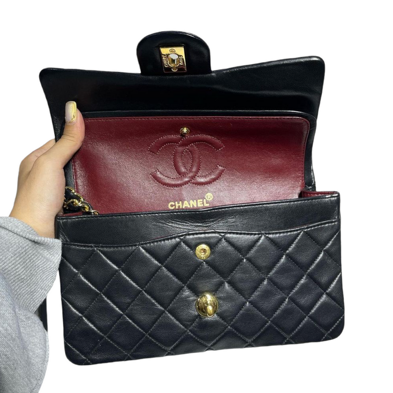 Classic Flap Small Lambskin Black GHW