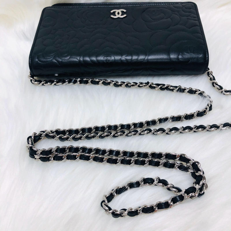 Chanel Camellia Chain Flap Clutch Quilted Lambskin