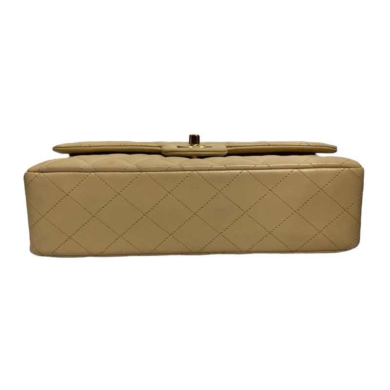Classic Flap Medium Lambskin Beige GHW