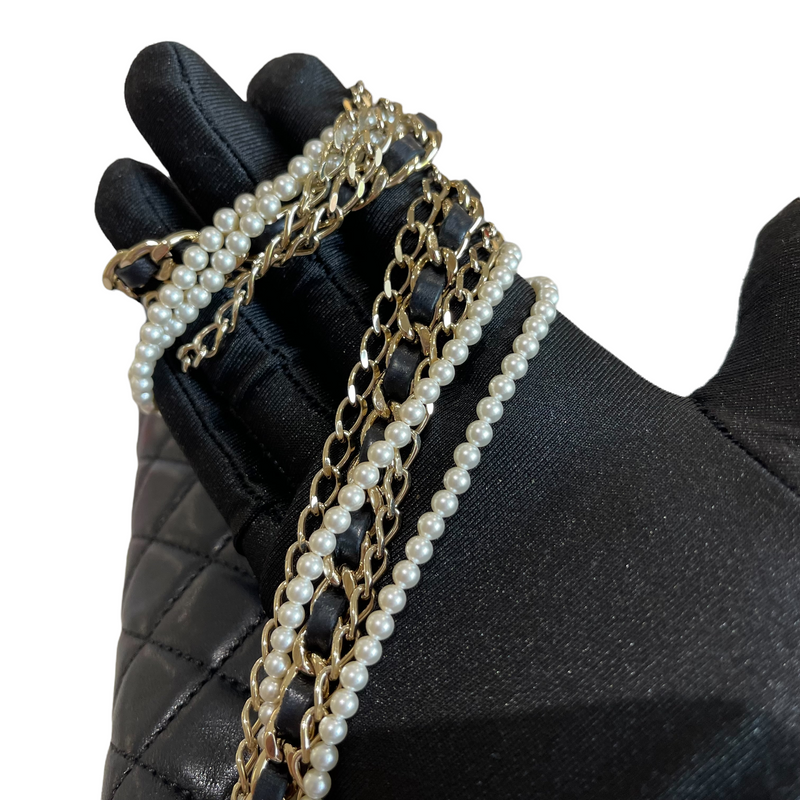 green chanel wallet on chain