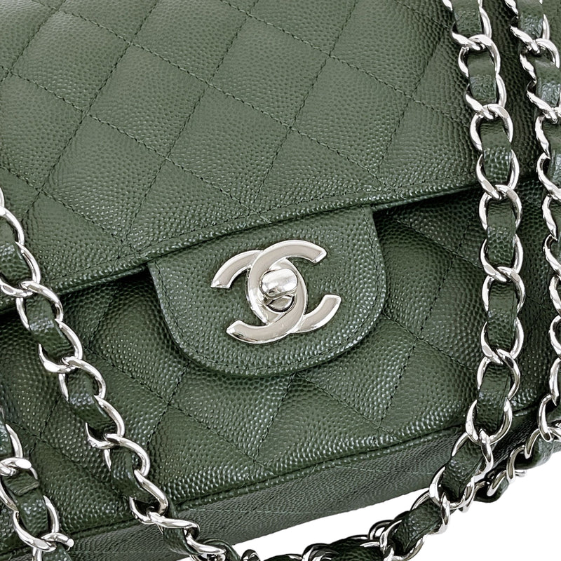 Medium Classic Double Flap Caviar Green SHW