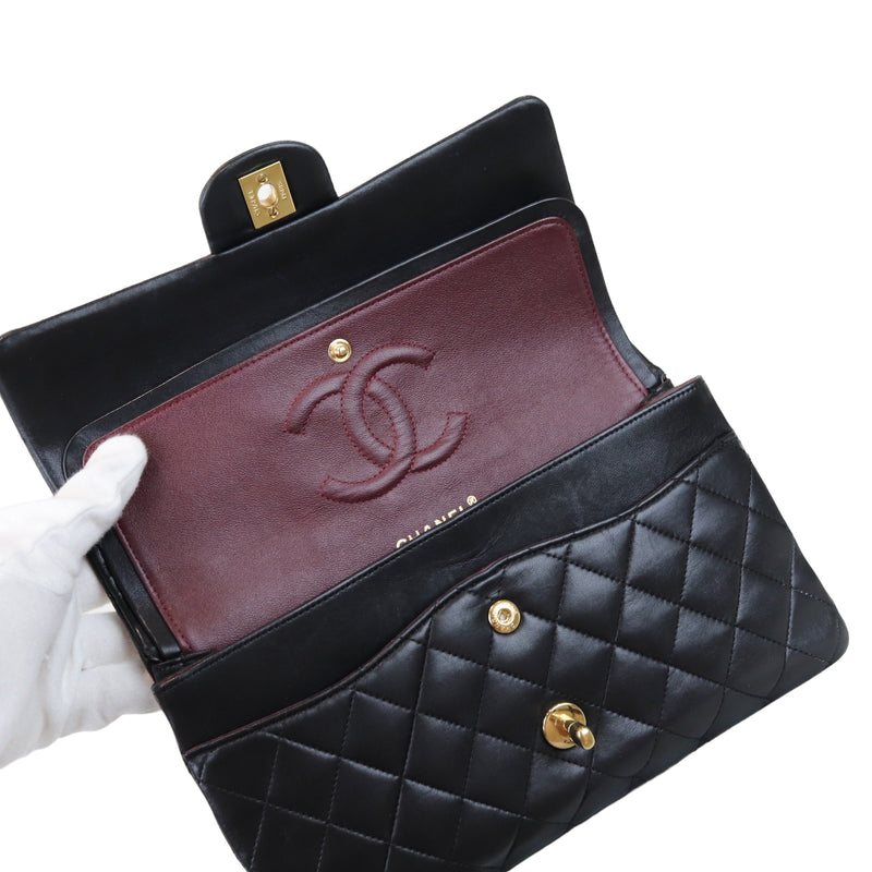 Classic Flap Black Medium Lambskin GHW