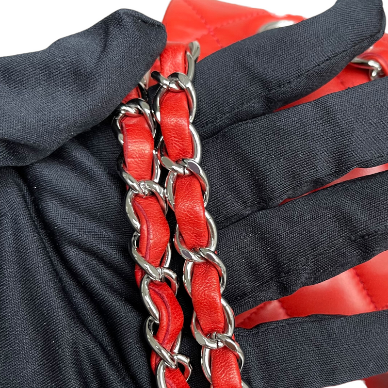 Medium Classic Double Flap Lambskin Red SHW