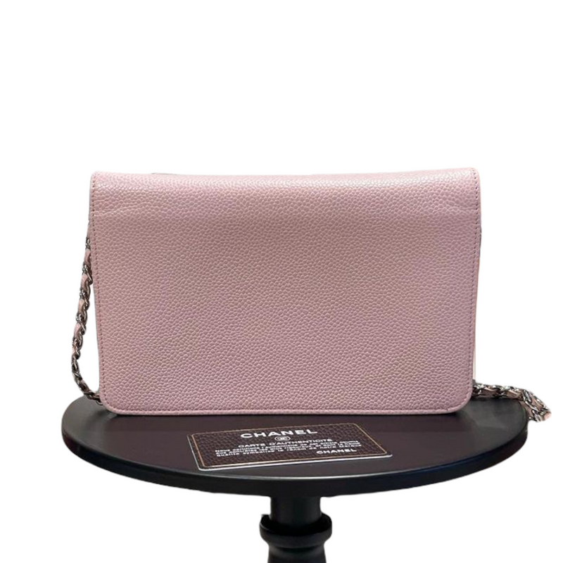 Chanel Pink Caviar Leather CC Cosmetic Bag . Very Good to