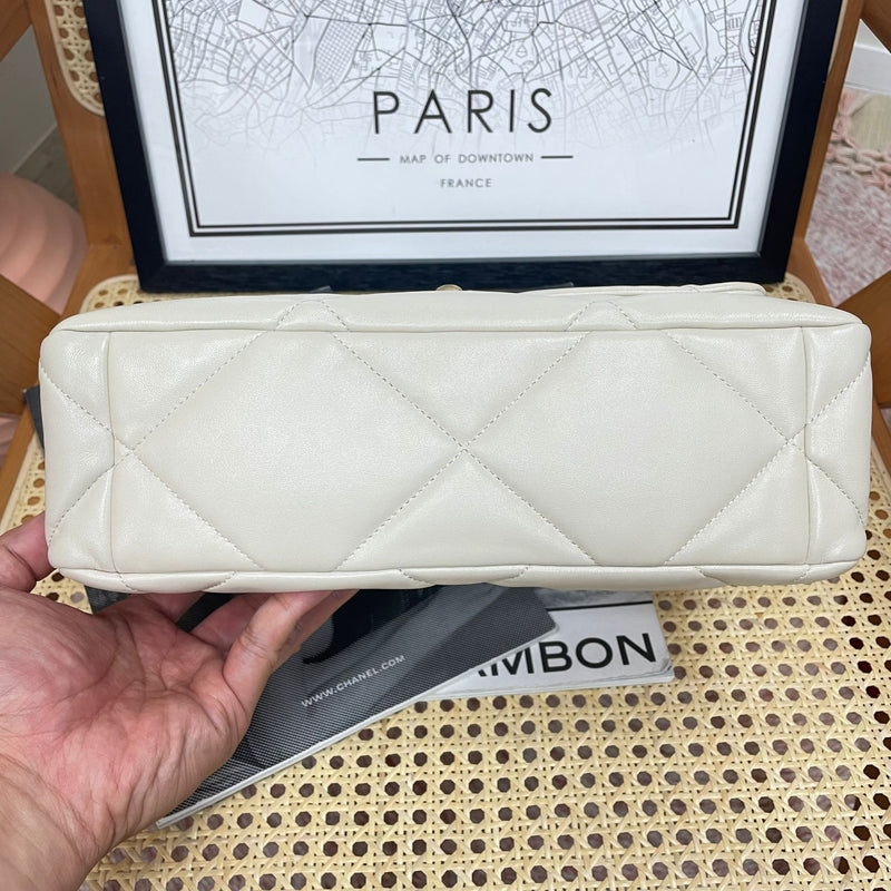Chanel 19 Large Lambskin Light Beige GHW
