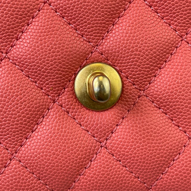 Small Coco Handle Caviar Coral GHW