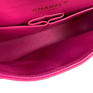 Classic Chevron Flap Medium Lambskin Pink GHW