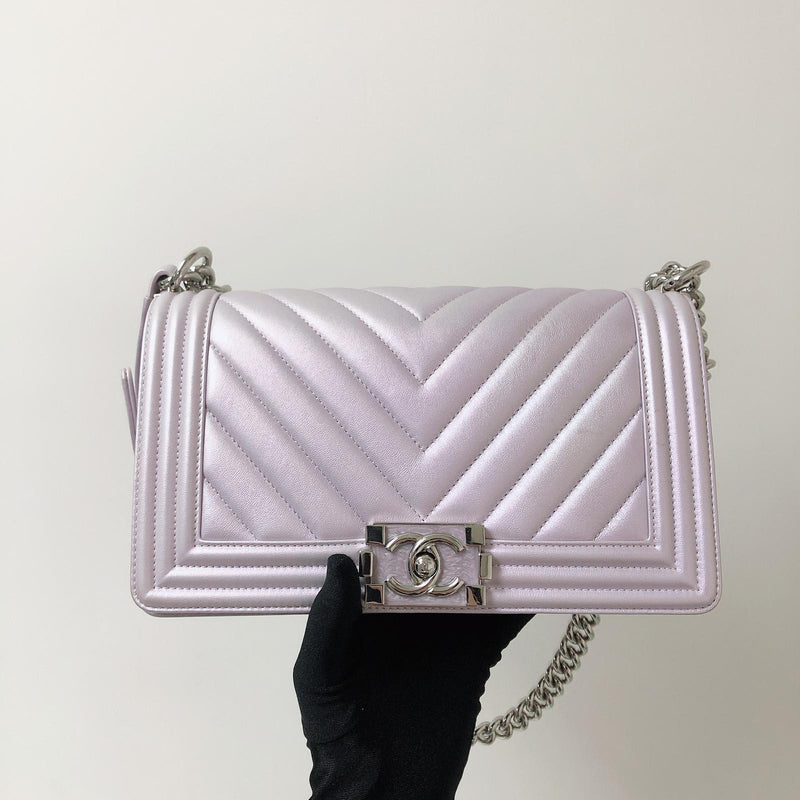 Chanel Boy Old Medium 19S Iridescent Pink Sakura Caviar GHW, Luxury, Bags &  Wallets on Carousell