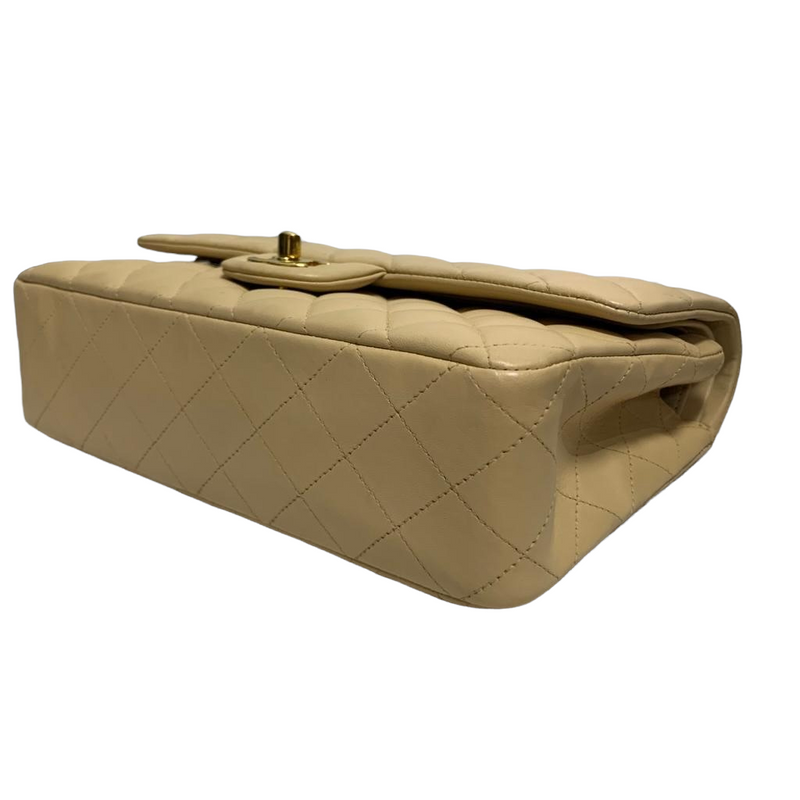 Classic Flap Medium Lambskin Beige GHW