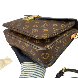 Monogram Classic Pochette Métis GHW