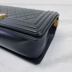 Boy Medium Calfskin Black GHW