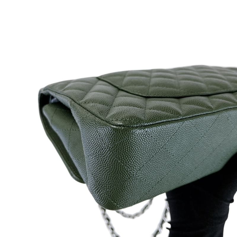 Medium Classic Double Flap Caviar Green SHW