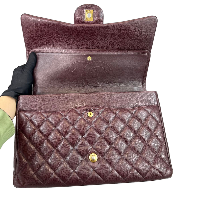 Double Flap Maxi Caviar Burgundy GHW