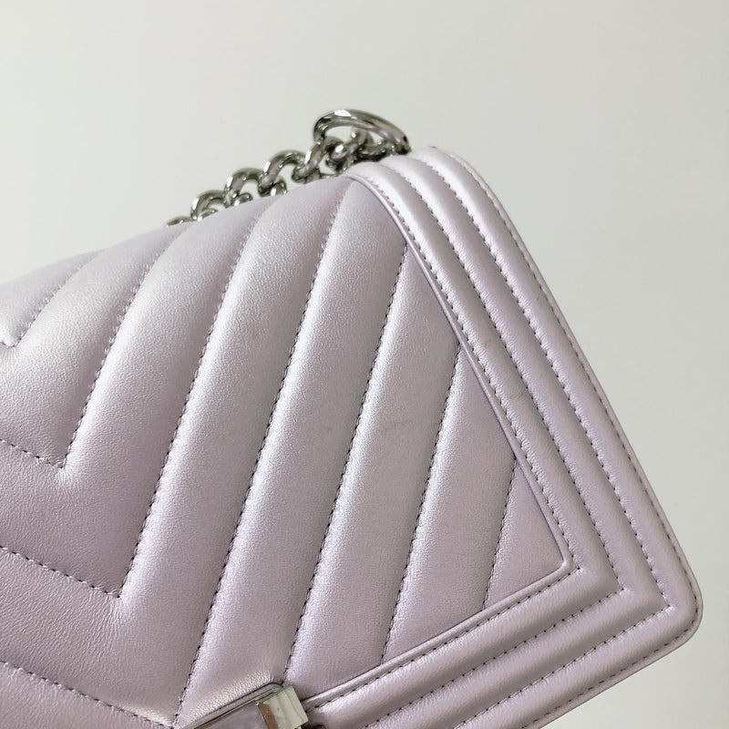 Chanel Pink Le Boy Flap Medium Chevron Handbag w/ Dustbag - Boca Pawn