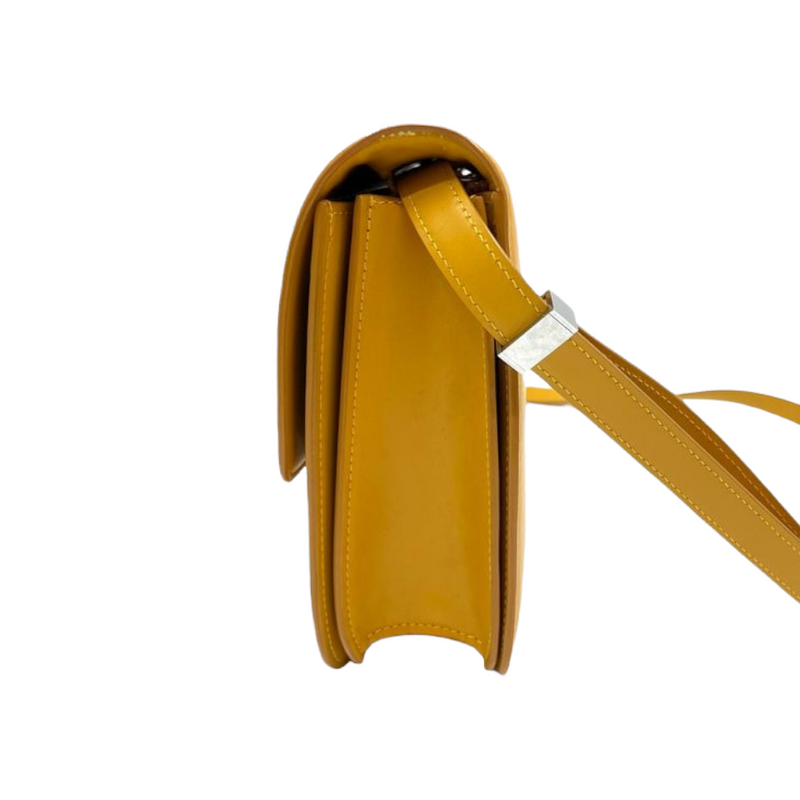 Medium Classic Box Calfskin Yellow RHW