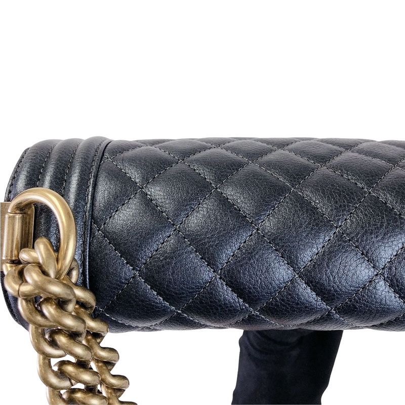 Boy Medium Calfskin Pearl Charcoal GHW