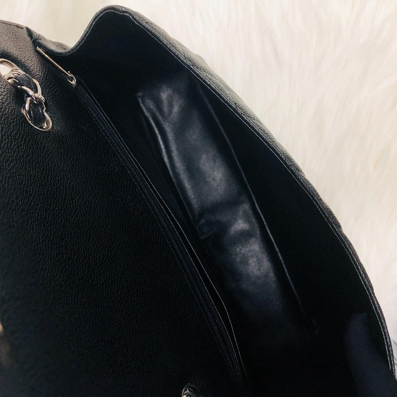 Single Flap Classic Jumbo in Black Caviar with SHW