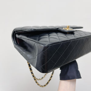 Classic Flap Medium Lambskin Black GHW