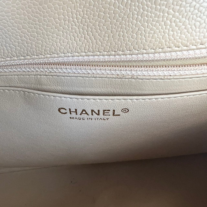 Classic single Flap Beige Jumbo SHW