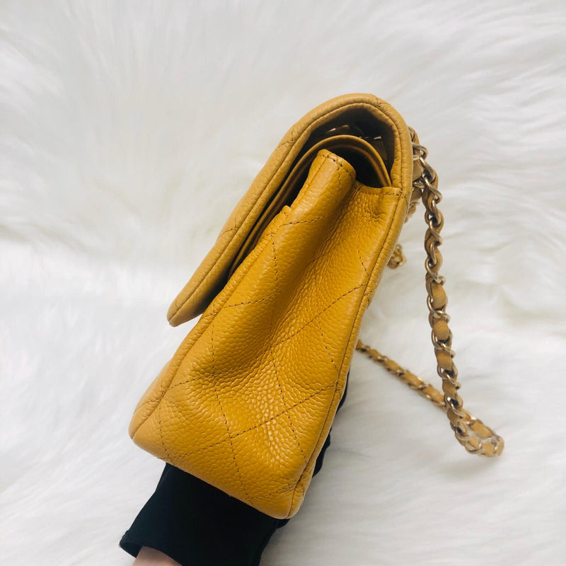 Classic Flap M/L Yellow Lambskin with GHW
