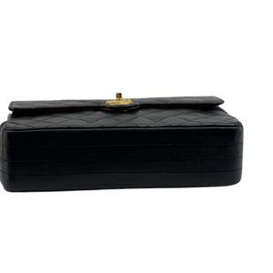 Circle Lock Flap CC Lambskin Black GHW