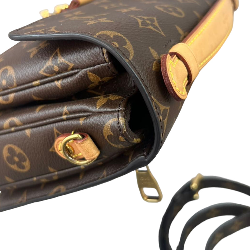 LOUIS VUITTON Monogram Pochette Metis 1209108